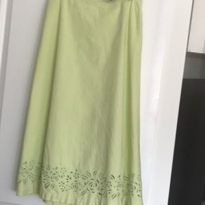 Cheerful cotton/linen blend 32 inch long skirt